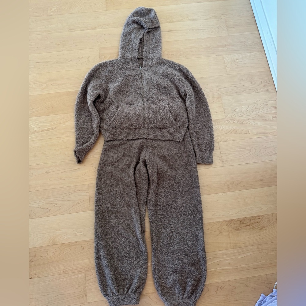 Aritzia Teddy Set